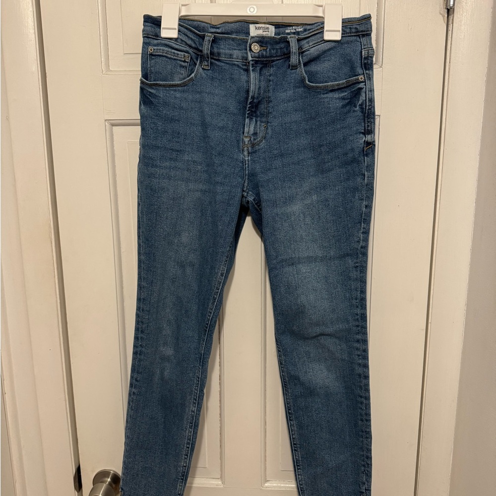 Kensie Dark Wash Skinny Jeans in Blue